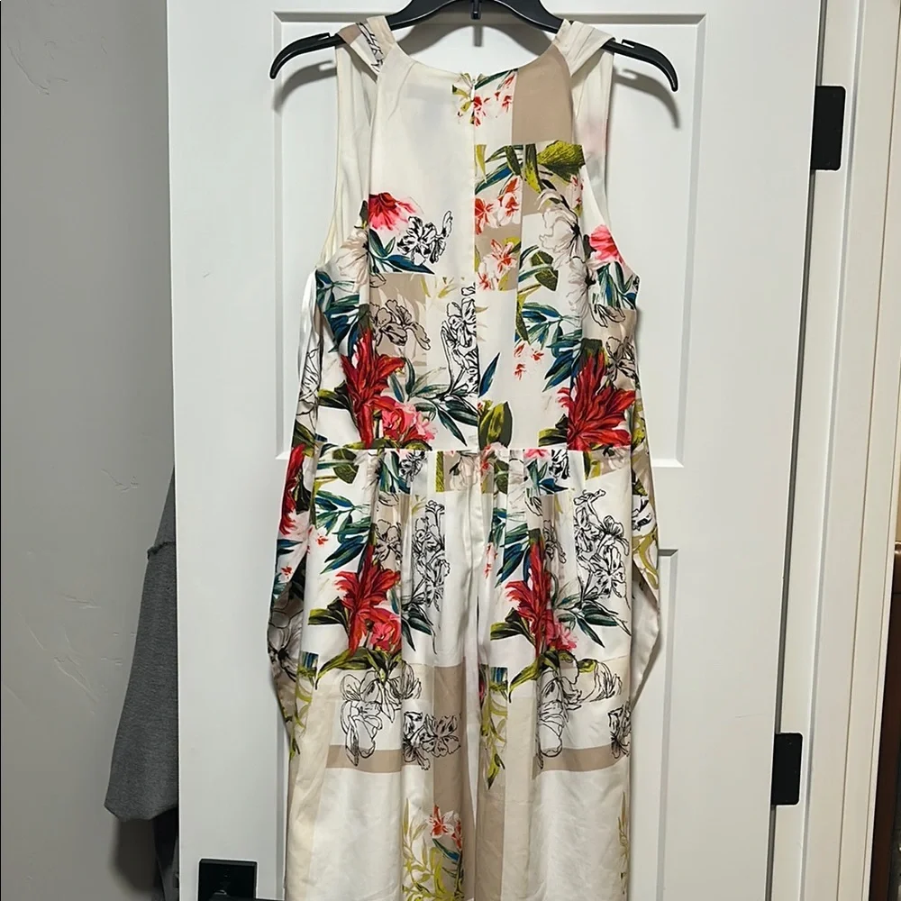 White House Black Market Cream Sleeveless V-Neck Sundress - Picture 5 of 6